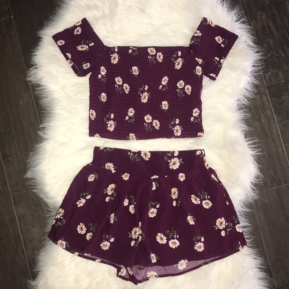 Forever 21 Dresses & Skirts - {forever 21} maroon floral two piece set • small